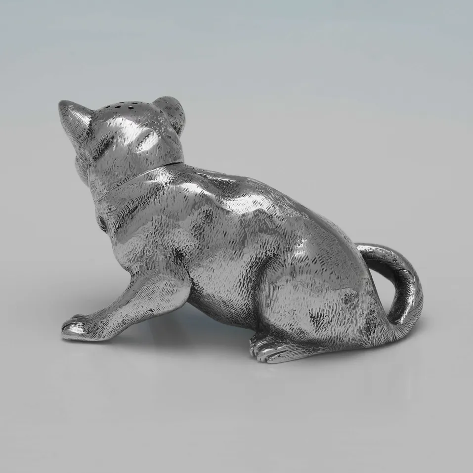 Antique Sterling Silver Cat Pepper Pot - Jane Brownett, hallmarked in 1880 London - Victorian - Image 2