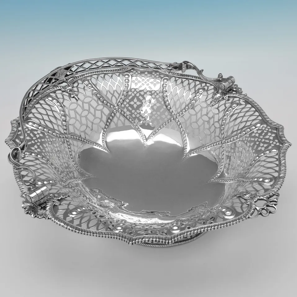 Antique Sterling Silver Basket - Robert Albin Cox, hallmarked in 1767 London - George III - Image 3
