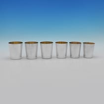 Antique Sterling Silver Set of 6 graduated Beakers - Emes & Barnard, hallmarked in 1815 - George III - Thumbnail 1