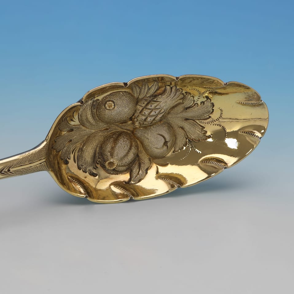 Antique Britannia Standard Silver Berry Spoon - hallmarked in 1710 London - Queen Anne - Image 3