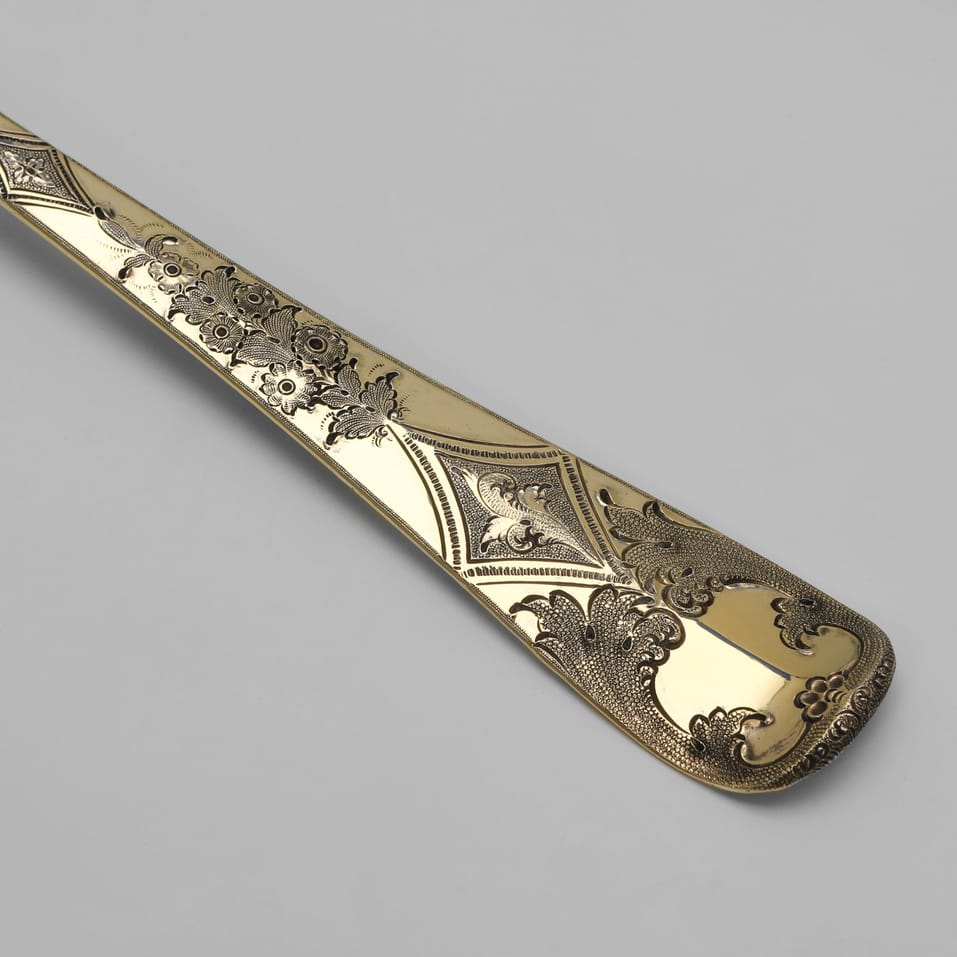 Antique Britannia Standard Silver Berry Spoon - hallmarked in 1710 London - Queen Anne - Image 6