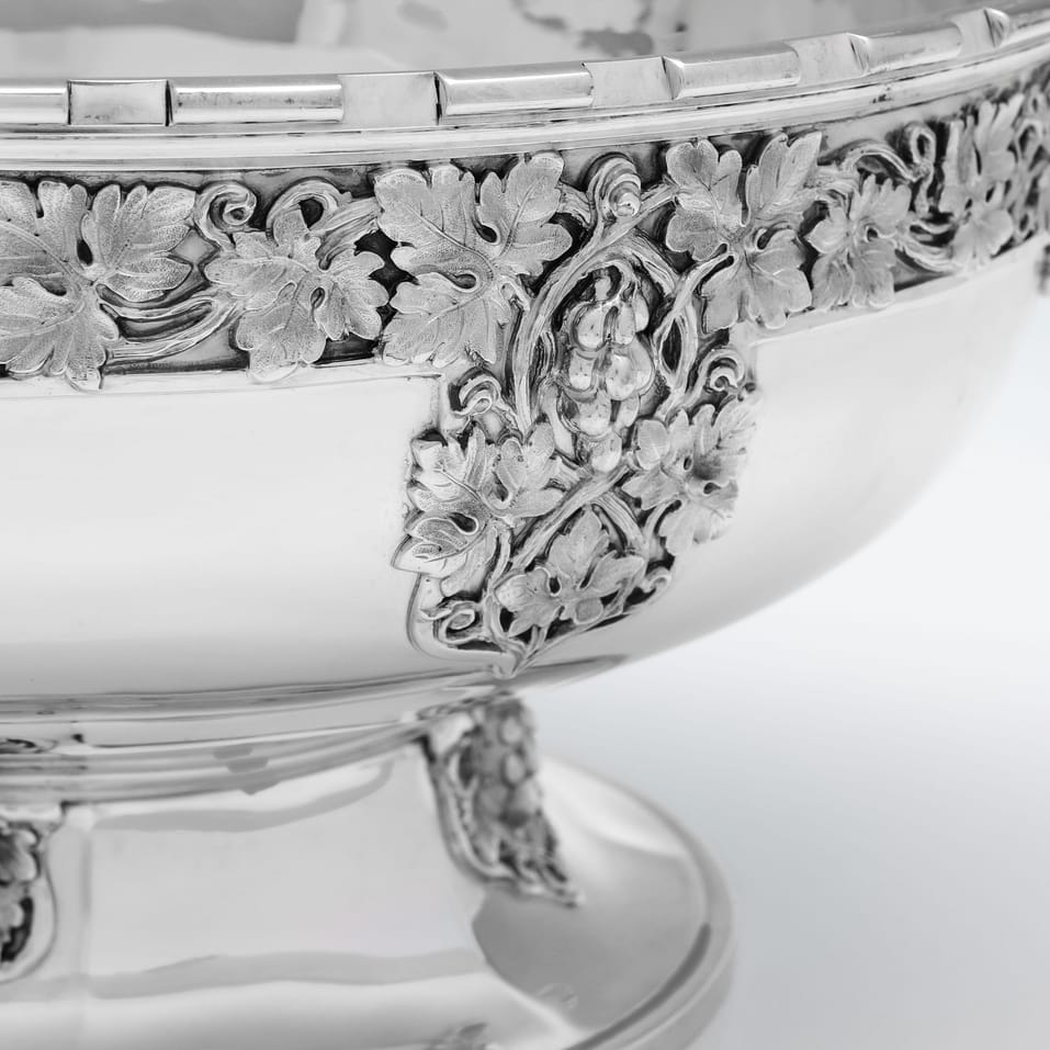 Sterling Silver Bowl - Mappin & Webb, hallmarked in 1940 Sheffield - George VI - Image 3