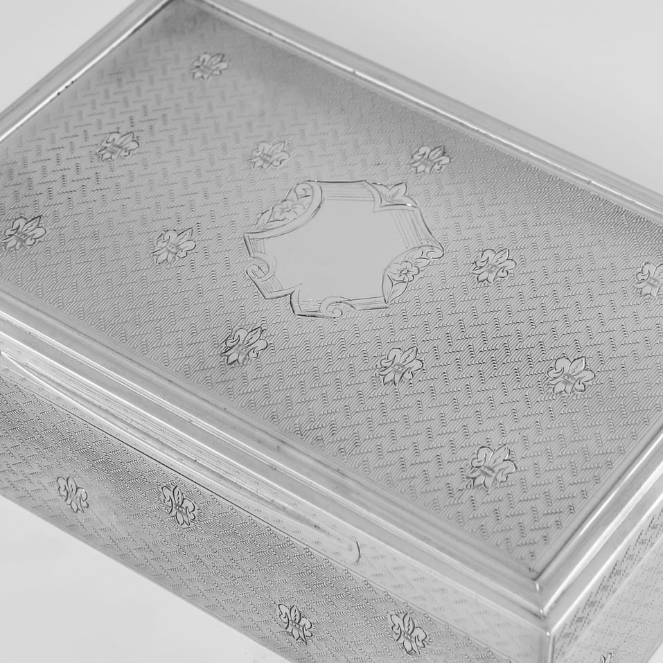 Antique Sterling Silver Box - Finnigans Ltd., hallmarked in 1913 London - George V - Image 5