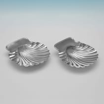 Antique Sterling Silver Pair of Butter Dishes - hallmarked in 1839 London - Victorian - Thumbnail 2