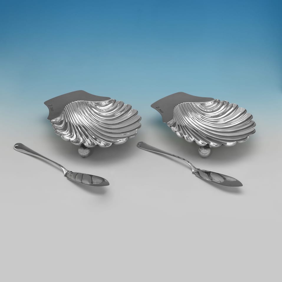 Antique Sterling Silver Pair of Butter Dishes and Knives - Edgar Finley & Hugh Taylor, hallmarked in 1891 London - Victorian - Image 2