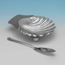 Antique Sterling Silver Pair of Butter Dishes and Knives - Edgar Finley & Hugh Taylor, hallmarked in 1891 London - Victorian - Thumbnail 3