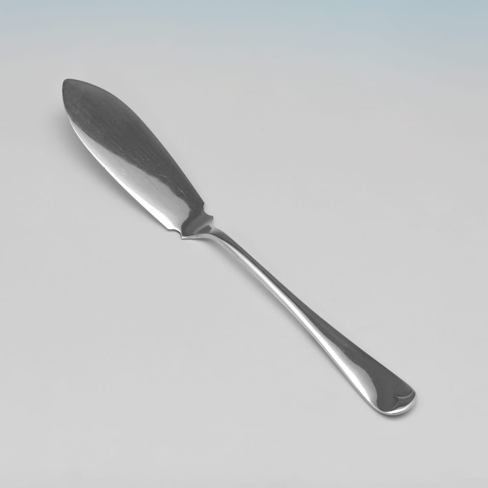 Antique Sterling Silver Pair of Butter Dishes and Knives - Edgar Finley & Hugh Taylor, hallmarked in 1891 London - Victorian - Image 6