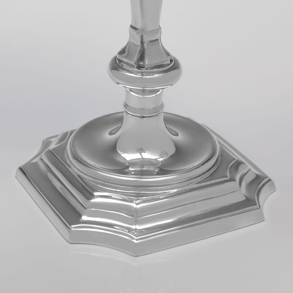 Sterling Silver Pair of Candelabra - J. B. Chatterley & Sons Ltd., hallmarked in 1973 Birmingham - Elizabeth II - Image 6