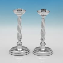 Antique Sterling Silver Pair of Candlesticks - Saunders & Mckenzie, hallmarked in 1924 Birmingham - George V - Thumbnail 1