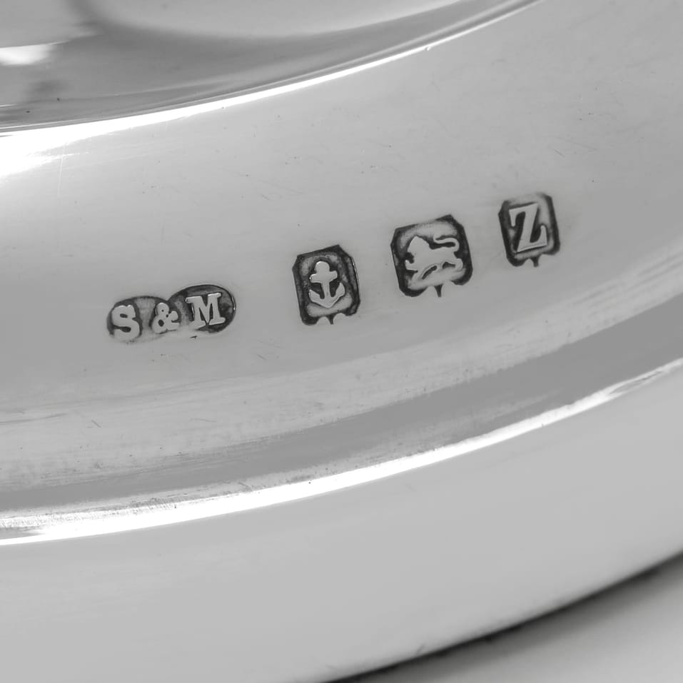 Antique Sterling Silver Pair of Candlesticks - Saunders & Mckenzie, hallmarked in 1924 Birmingham - George V - Image 5