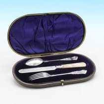 Antique Sterling Silver & Mother of Pearl Child's Set - John Sanderson, hallmarked in 1903 Sheffield - Edwardian - Thumbnail 1