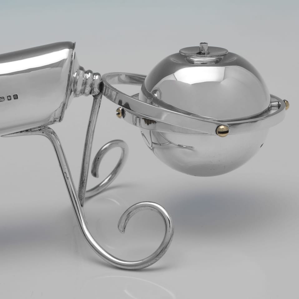 Sterling Silver Gimbal Lighter - Asprey & Co. Ltd., hallmarked in 1928 London - George V - Image 3