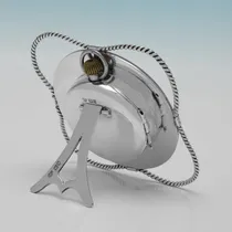 Antique Sterling Silver Pocket Watch Stand - Goldsmiths & Silversmiths Co., hallmarked in 1910 London - George V - Thumbnail 2