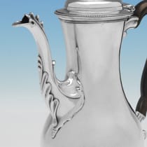 Antique Sterling Silver Coffee Pot - Hester Bateman, hallmarked in 1781 London - George III - Thumbnail 4