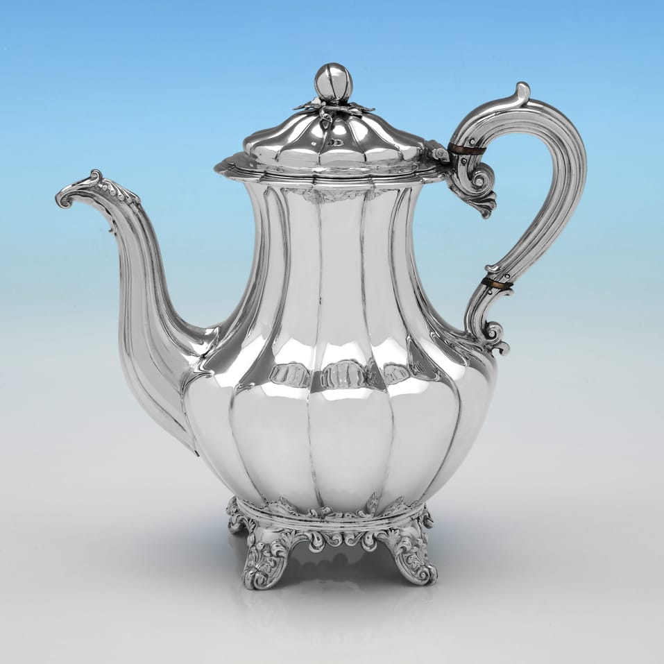 Antique Sterling Silver Coffee Pot - Barnard Brothers, hallmarked in 1834 London - William IV - Image 1