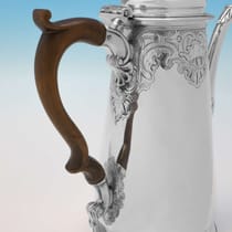 Antique Sterling Silver Coffee Pot - Gabriel Sleath, hallmarked in 1741 London - George II - Thumbnail 5