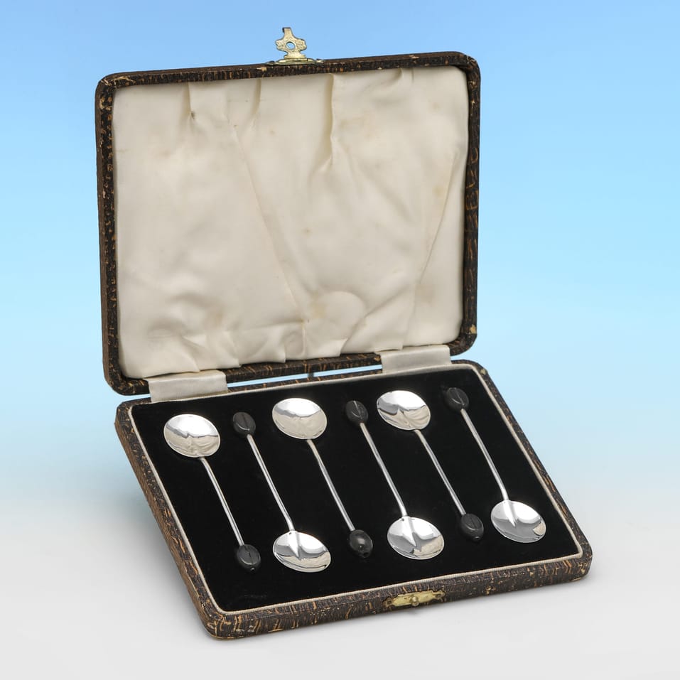 Sterling Silver Set of 6 Coffee Spoons - Adie Brothers, hallmarked in 1930 Birmingham - George V