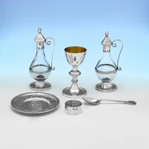 Antique Sterling Silver Travelling Communion Set - Henry Wilkinson & Walker & Hall, hallmarked in 1894 Sheffield - Victorian - Thumbnail 2