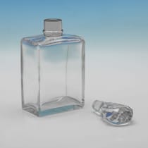 Antique Sterling Silver & Glass Pair of Decanters - Hukin & Heath, hallmarked in 1921 Birmingham - George V - Thumbnail 3