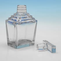 Sterling Silver & Glass Decanter - Walker & Hall, hallmarked in 1938 Chester - George VI - Thumbnail 4