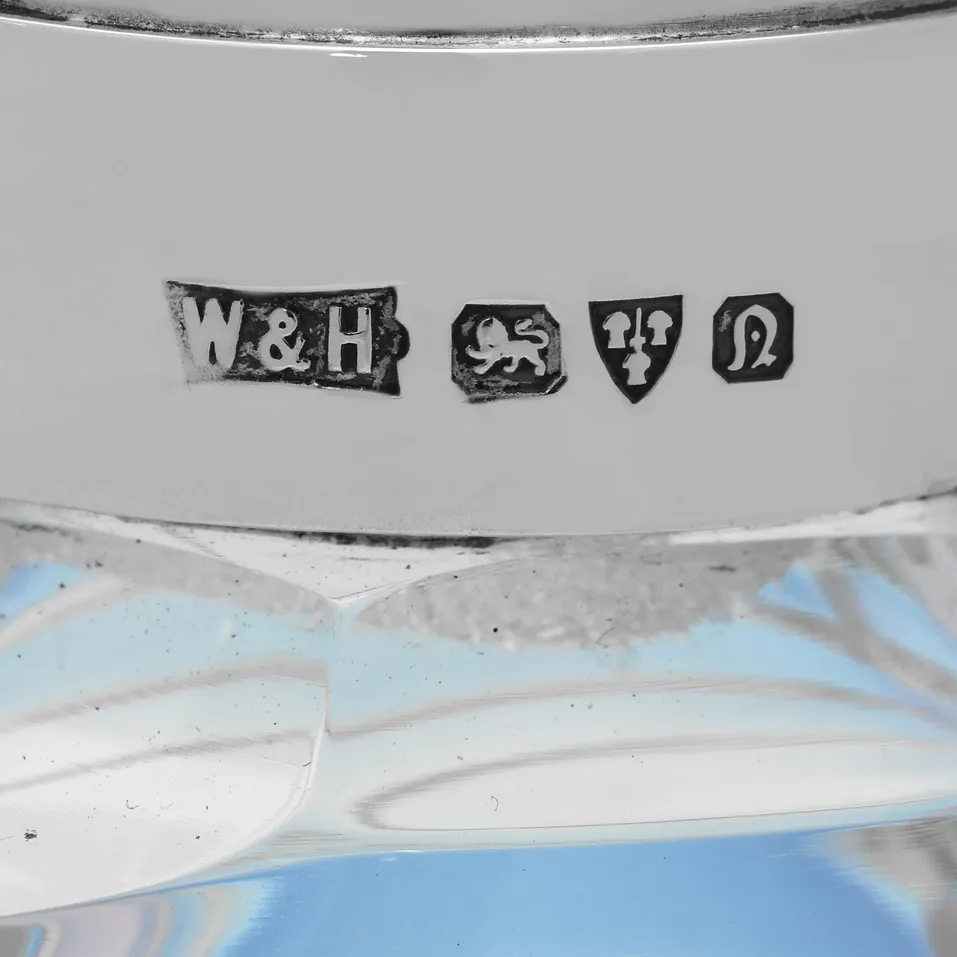 Sterling Silver & Glass Decanter - Walker & Hall, hallmarked in 1938 Chester - George VI - Image 6