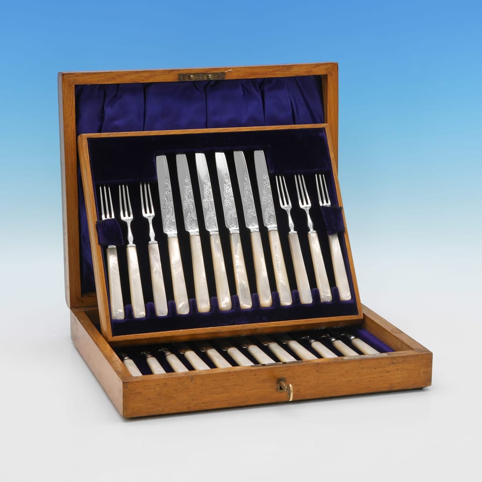 Antique Sterling Silver & Mother of Pearl Dessert Set - Elkington & Co., hallmarked in 1904 Birmingham - Edwardian