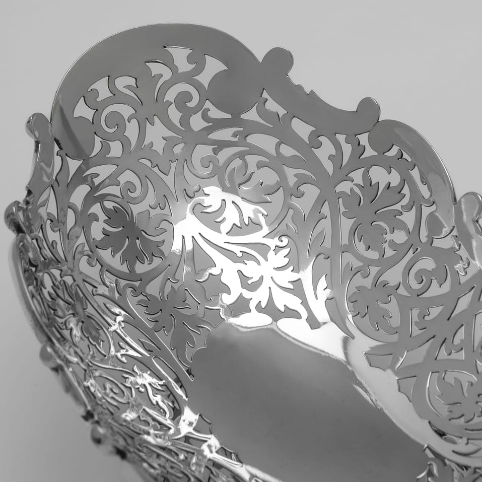 Antique Sterling Silver Dish - Levesley Brothers, hallmarked in 1902 Sheffield - Edwardian - Image 4