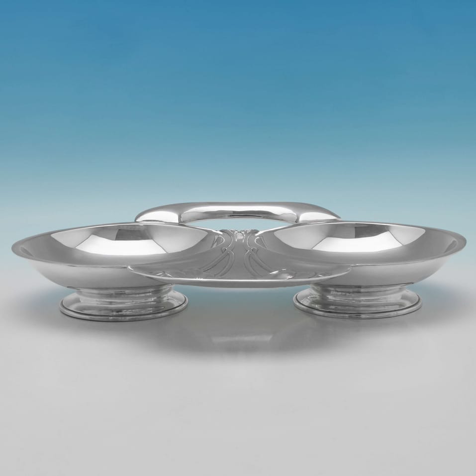 Antique Sterling Silver Art Nouveau Serving Dish - John Round & Son Ltd., hallmarked in 1905 London - Edwardian - Image 2
