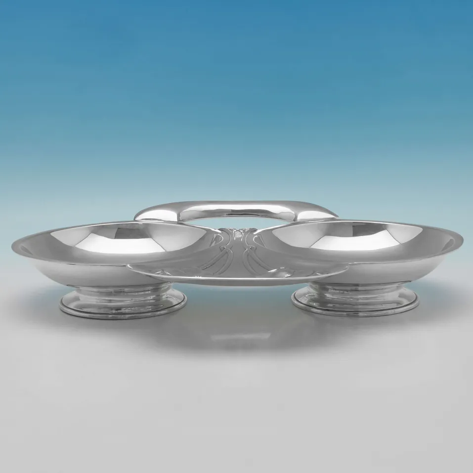 Antique Sterling Silver Art Nouveau Serving Dish - John Round & Son Ltd., hallmarked in 1905 London - Edwardian - Image 2