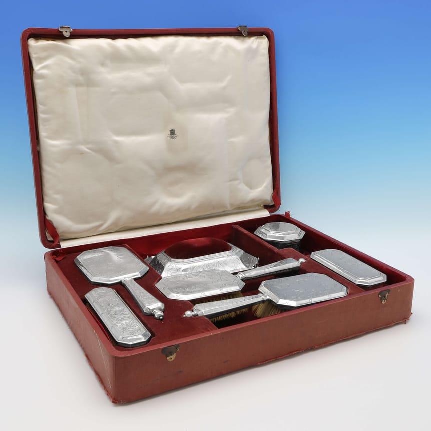 Sterling Silver Chinoiserie Dressing Table Set - D. & J. Wellby Hallmarked In 1926 London - George V - Image 5