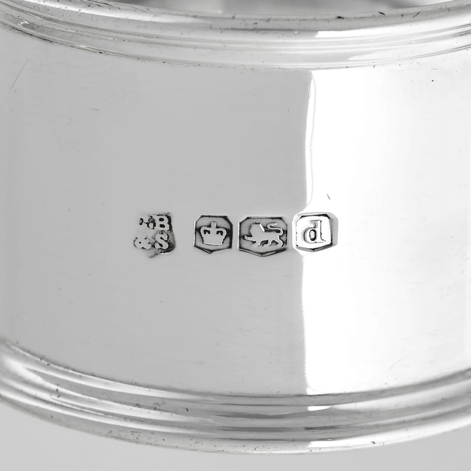 Antique Sterling Silver Egg Cup Spoon and Napkin Ring set - Cooper Brothers, hallmarked in 1921 Sheffield - George V - Image 5