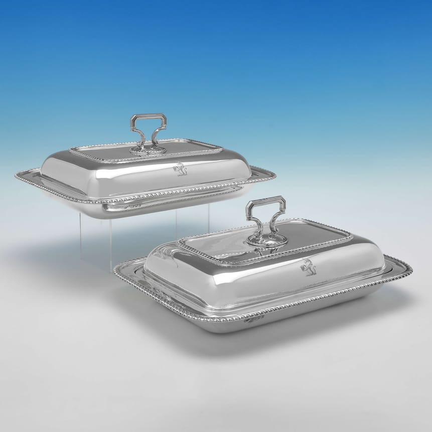 Sterling Silver Pair Of Chafing Dishes - Goldsmiths & Silversmiths Co. Hallmarked In 1931 London - George V - Image 1