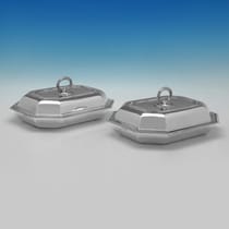 Sterling Silver Pair of Entree Dishes - J. Parkes & Co., hallmarked in 1936 - George VI - Thumbnail 1