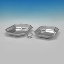 Sterling Silver Pair of Entree Dishes - J. Parkes & Co., hallmarked in 1936 - George VI - Thumbnail 3