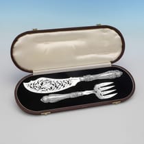 Antique Sterling Silver Pair of Fish Servers - Harrison Brothers & Howson, hallmarked in 1856 Sheffield - Victorian - Thumbnail 1