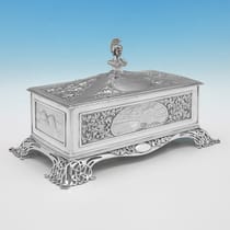 Antique Sterling Silver Presentation Casket - Aird & Thomson, hallmarked in 1910 Glasgow - George V - Thumbnail 1