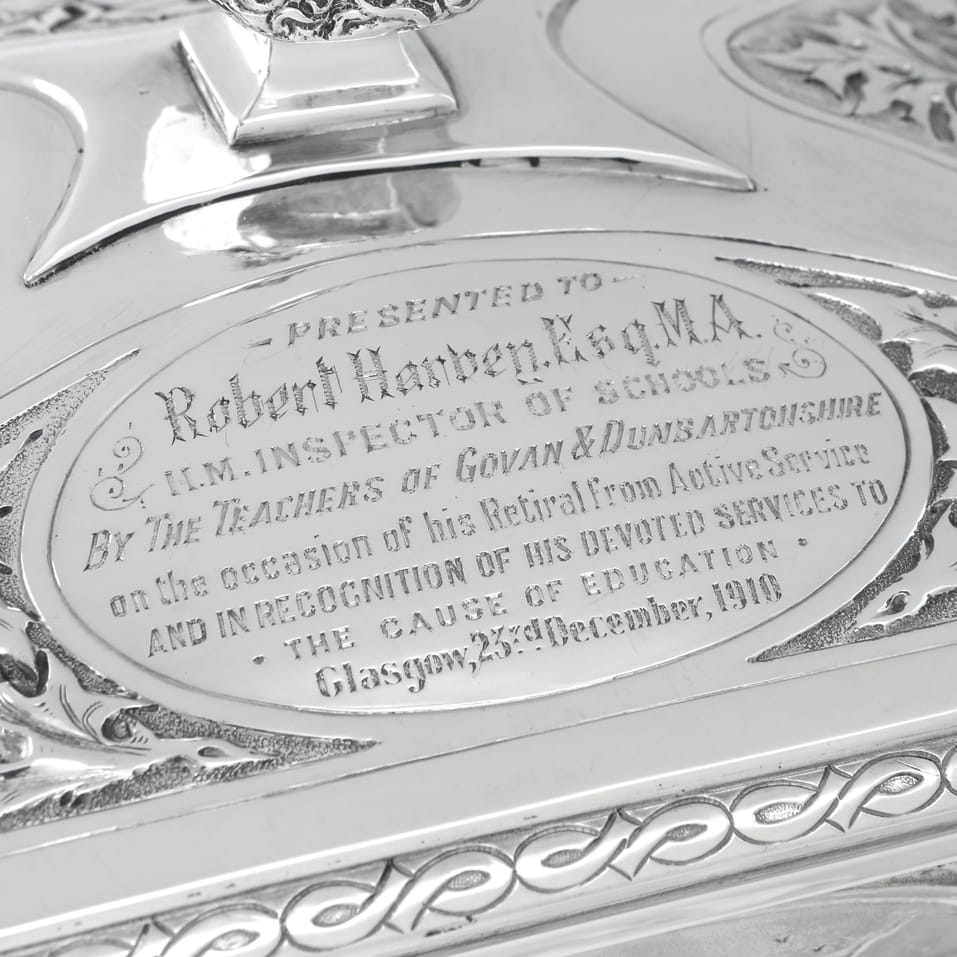 Antique Sterling Silver Presentation Casket - Aird & Thomson, hallmarked in 1910 Glasgow - George V - Image 6