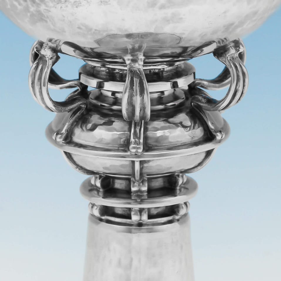 Antique Sterling Silver Arts & Crafts Goblet - Omar Ramsden, hallmarked in 1920 London - George V - Image 2