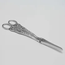 Antique Sterling Silver Pair of Bacchanalian Grape shears - Henry John Lias & Son, hallmarked in 1874 London - Victorian - Thumbnail 1