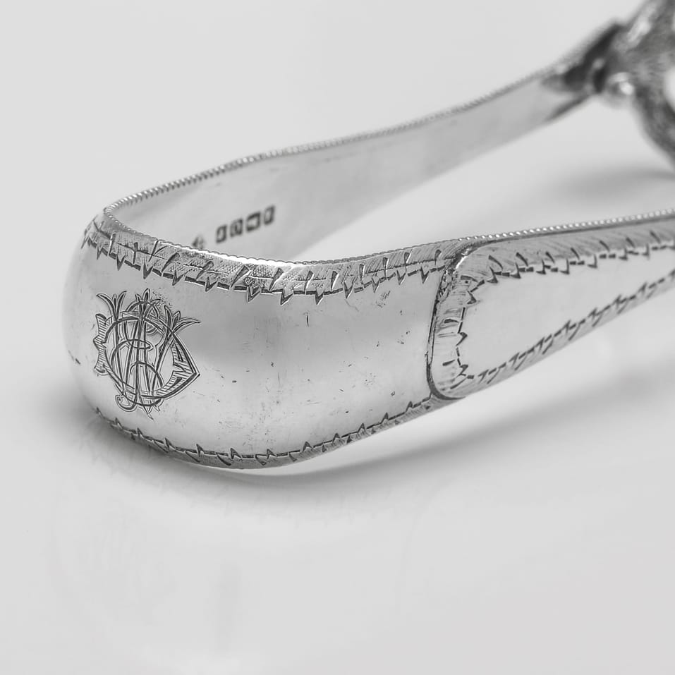Antique Sterling Silver Pair of Ice Tongs - Martin, Hall & Co., hallmarked in 1883 Sheffield - Victorian - Image 4