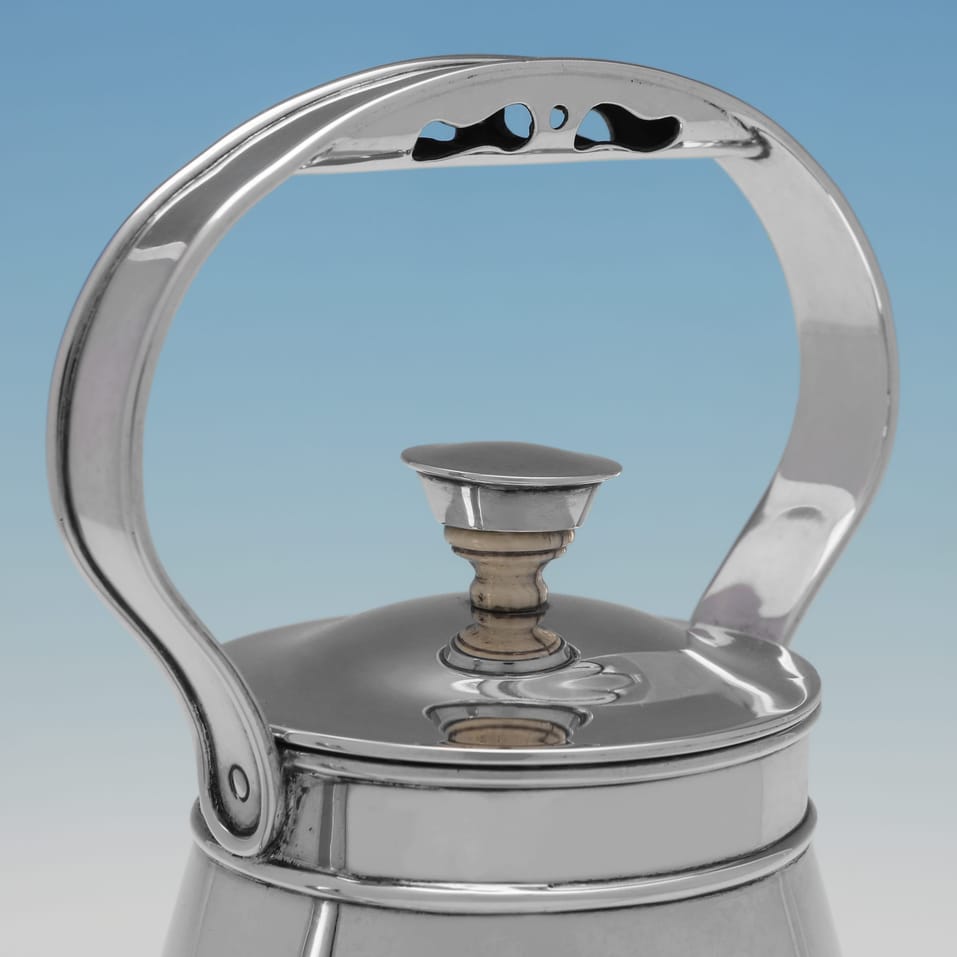 Antique Sterling Silver Industrialist Kettle - G. Brace & Co. Ltd., hallmarked in 1911 London - George V - Image 5