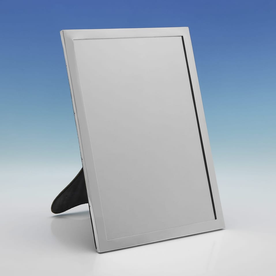 Antique Sterling Silver Table mirror - John Batson & Sons, hallmarked in 1909 London - Edwardian