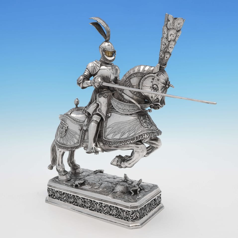 Sterling Silver Knights On Horseback - Israel Segalov, hallmarked in 1927 London - George V - Image 5