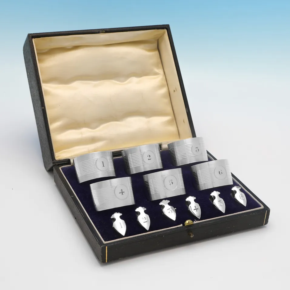 Sterling Silver Napkin Rings - Docker & Burn, hallmarked in 1925 Birmingham - George V - Image 1