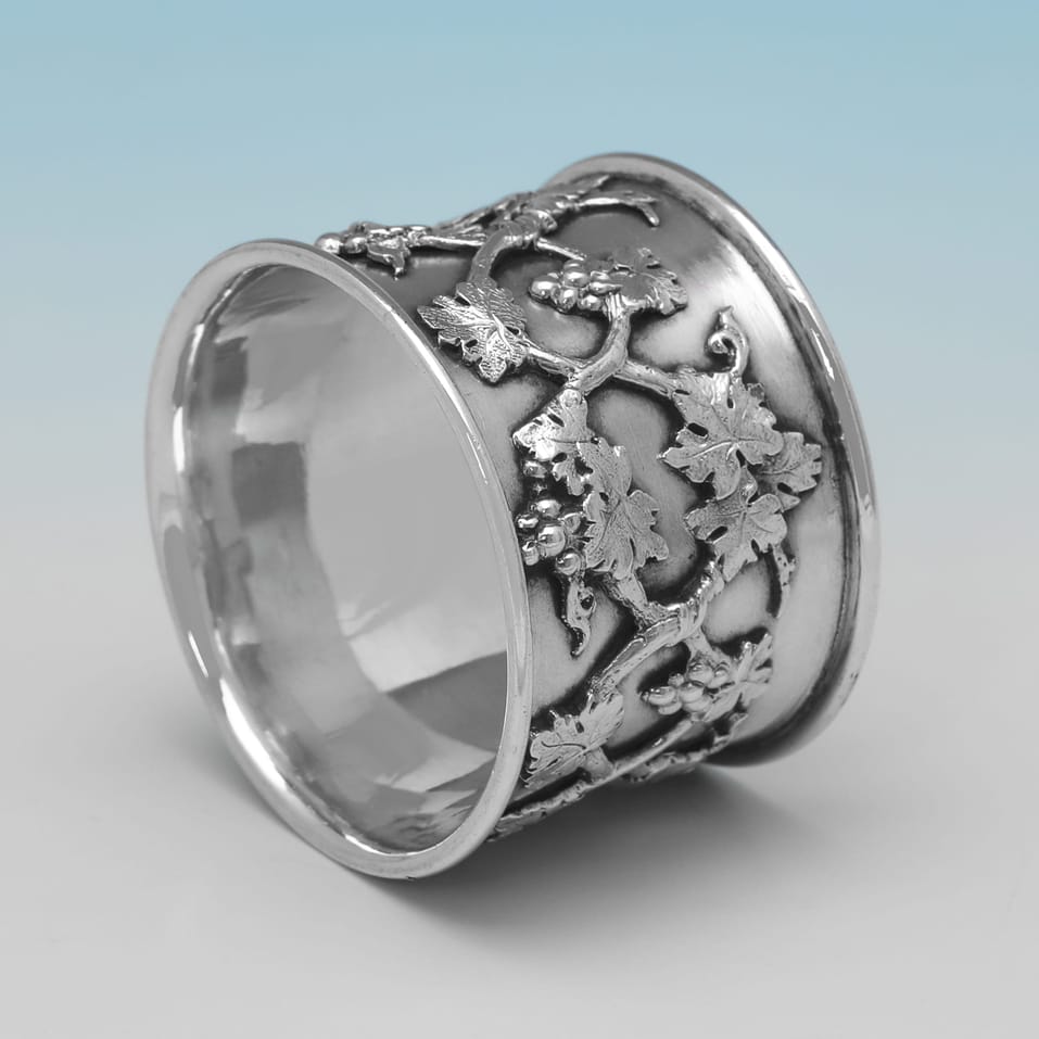 Antique Sterling Silver Pair of Napkin Rings - George Fox, hallmarked in 1879 London - Victorian - Image 3