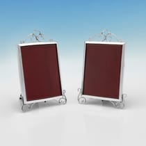 Antique Sterling Silver Pair of Photograph Frames - Samuel M. Levi, hallmarked in 1899 Birmingham - Victorian - Thumbnail 1