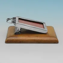 Antique Sterling Silver Photograph Frame and Paper Tidy - A. Barrett & Sons, hallmarked in 1897 Birmingham - Victorian - Thumbnail 2
