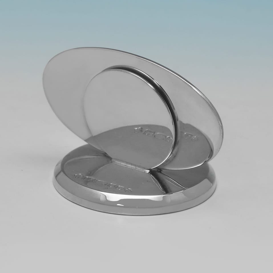 Sterling Silver Set of 8 Place Card Holders - Marlow Brothers, hallmarked in 2000 London - Elizabeth II - Image 4