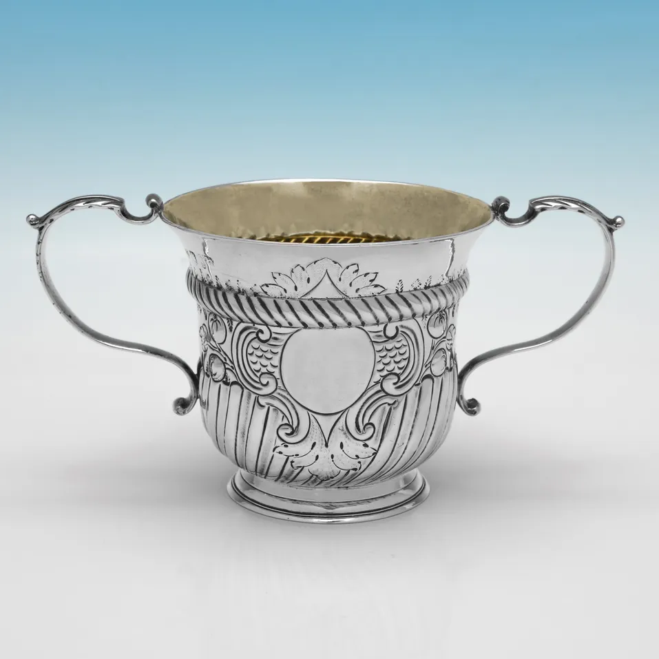 Antique Sterling Silver Porringer - hallmarked in 1749 London - George II - Image 1