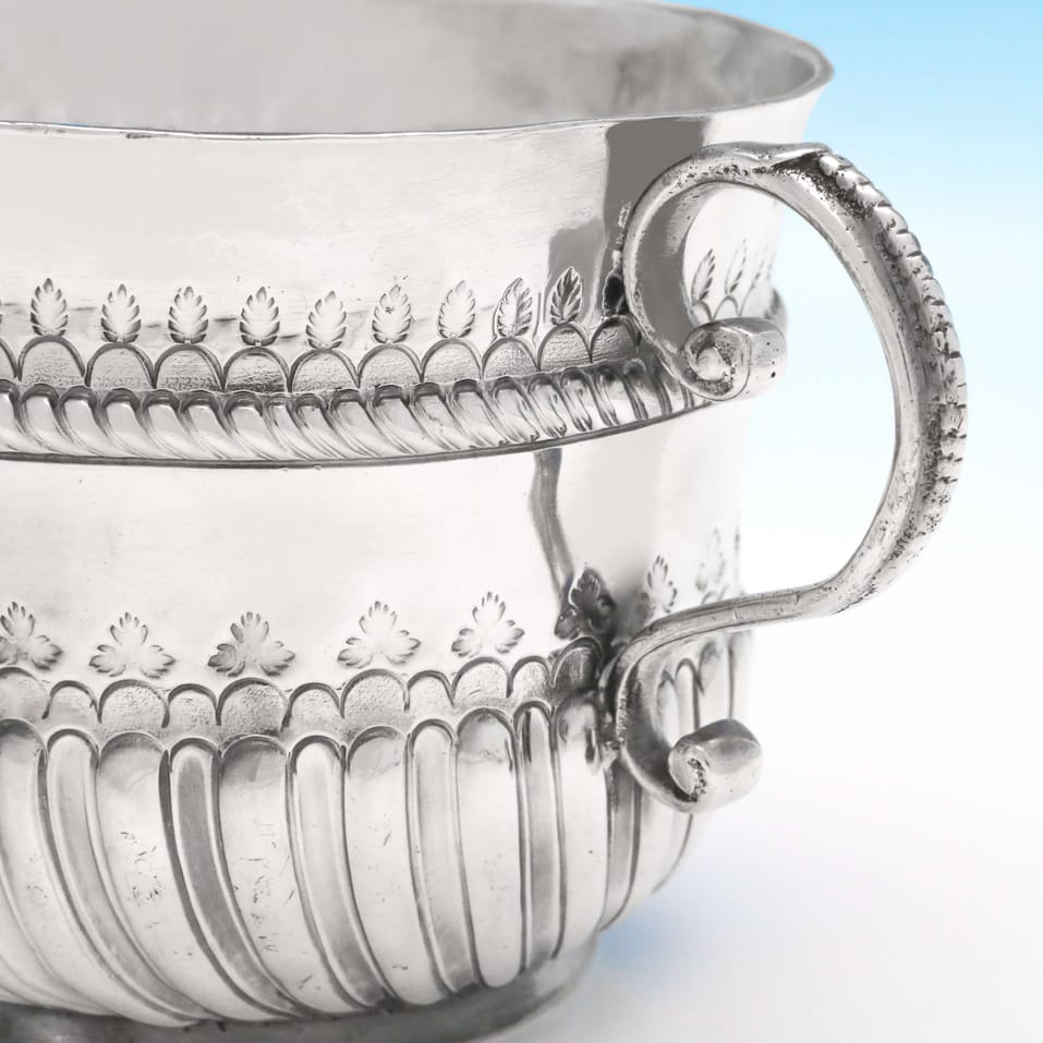 Antique Britannia Standard Silver Porringer - William Andrews, hallmarked in 1698 London - William III - Image 4